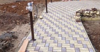 Укладка тротуарной плитки под ключ в Белебее в октябре