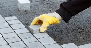 Укладка тротуарной плитки 50 на 50 в Белебее в октябре