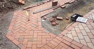 Укладка тротуарной плитки в Белебее в октябре