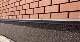 Облицовка цоколя керамогранитом в Белебее в октябре